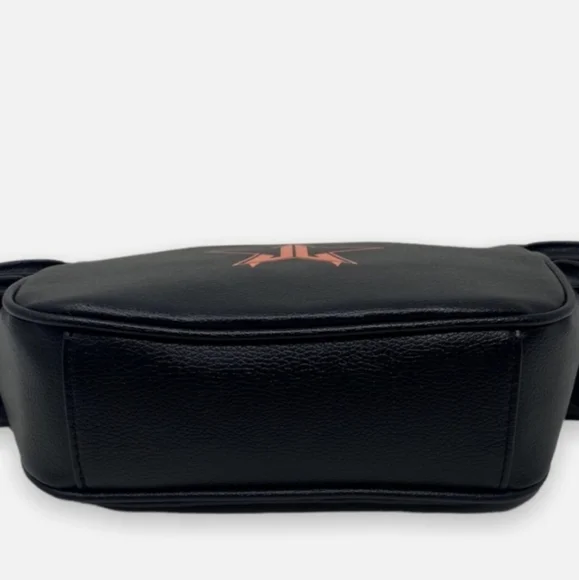 Jeffree Star BlK Bat Wing Full Zipper Handbag/Makeup Bag HALLOWEEN Ret. … - Picture 4 of 5